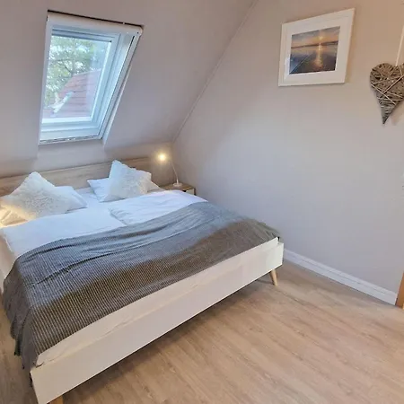 Haus-koenigsfriesen-whg-10 *