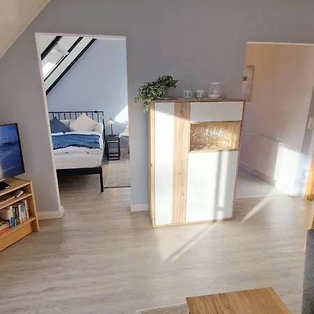 Haus-koenigsfriesen-whg-10 דירה